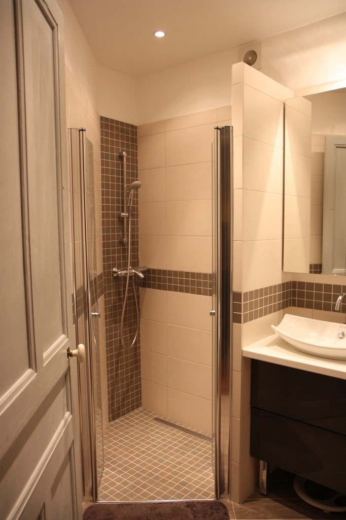 Devis salle de bain rénovation Asnières sur Seine 92600 obtenez rapidement un devis personnalisé pour la rénovation ou l’installation de votre salle de bain à asnières. conseils, accompagnement et estimation gratuite par des professionnels locaux.