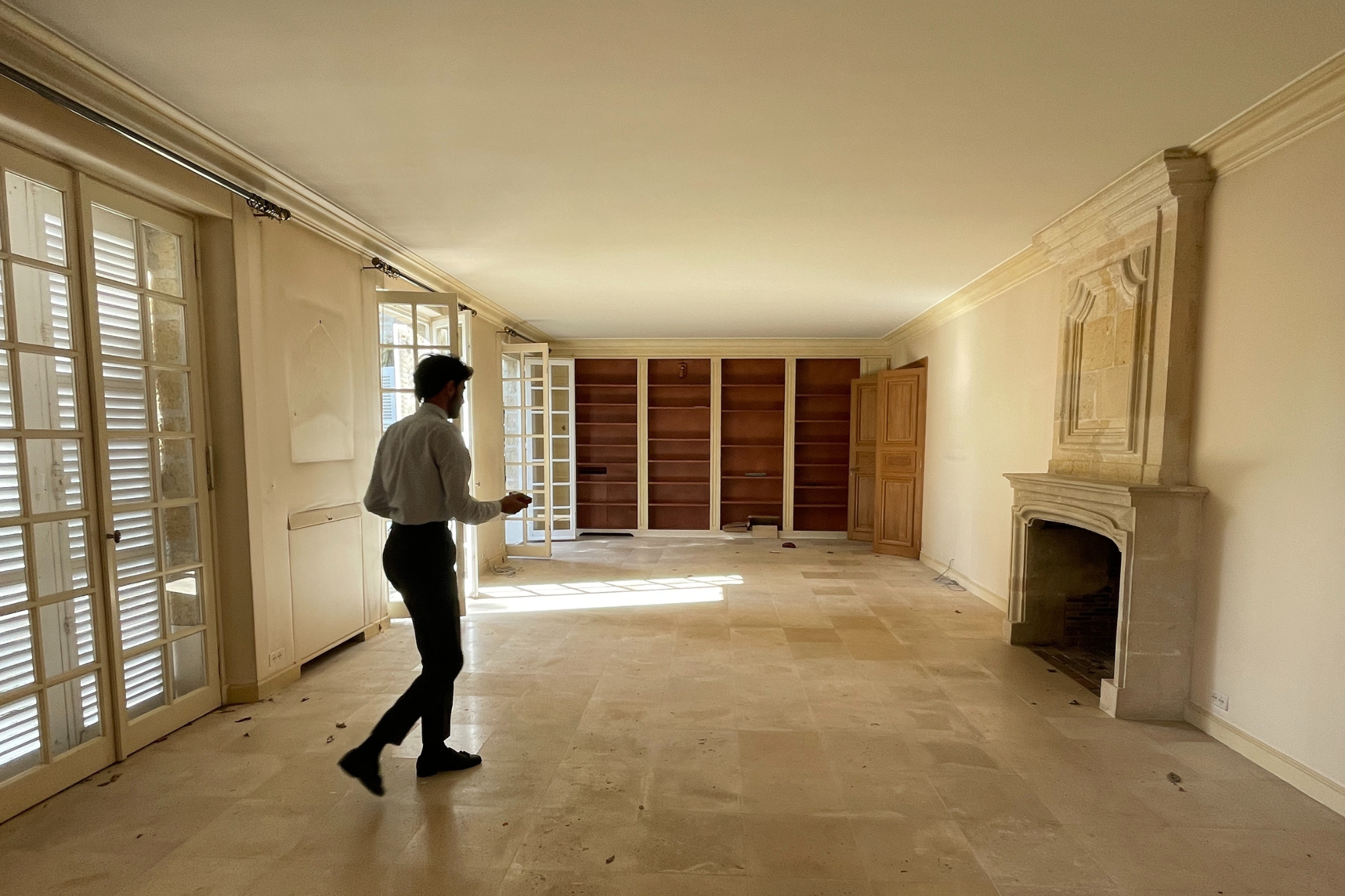 d&eacute;couvrez notre entreprise de r&eacute;novation, sp&eacute;cialis&eacute;e dans la transformation et la modernisation de votre maison ou appartement. qualit&eacute;, expertise et accompagnement sur mesure pour tous vos projets de r&eacute;novation.