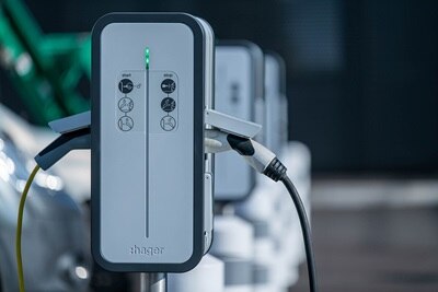 d&eacute;couvrez notre guide complet sur la mise aux normes &eacute;lectriques &agrave; asni&egrave;res : conseils, &eacute;tapes cl&eacute;s, obligations l&eacute;gales et astuces pour s&eacute;curiser votre installation &eacute;lectrique en toute conformit&eacute;.