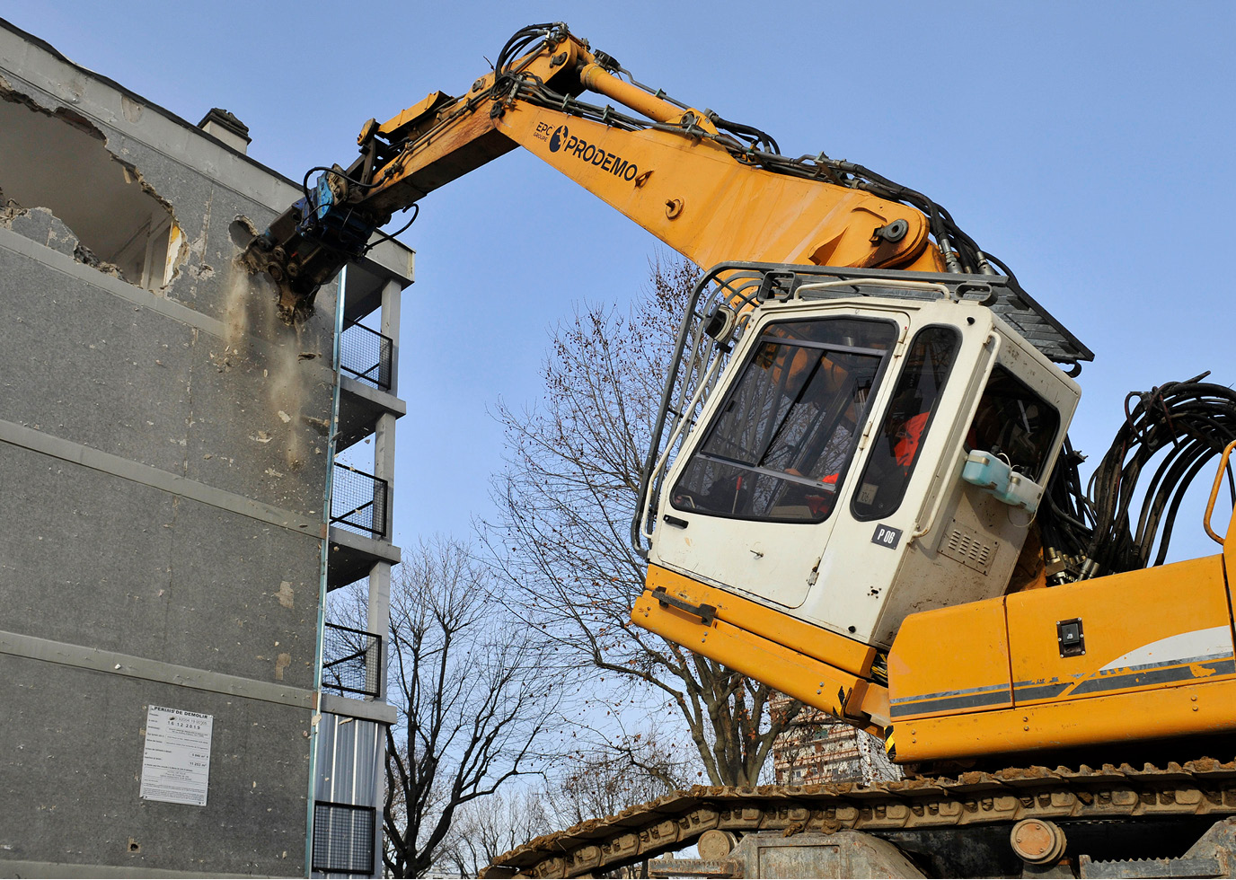 sp&eacute;cialiste de la r&eacute;novation &agrave; asni&egrave;res : confiez-nous vos projets de r&eacute;novation int&eacute;rieure et ext&eacute;rieure pour un habitat modernis&eacute;, performant et &agrave; votre image. devis gratuit et conseils personnalis&eacute;s.