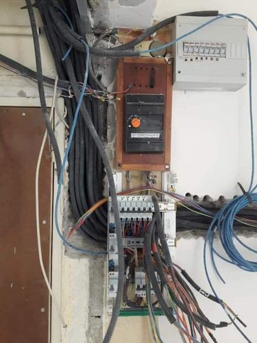 Rénovation installation électrique Asnières sur Seine 92600 vous cherchez un expert en rénovation électrique à asnières ? modernisez votre installation électrique, assurez votre sécurité et respectez les normes avec nos électriciens qualifiés. devis gratuit et interventions rapides !