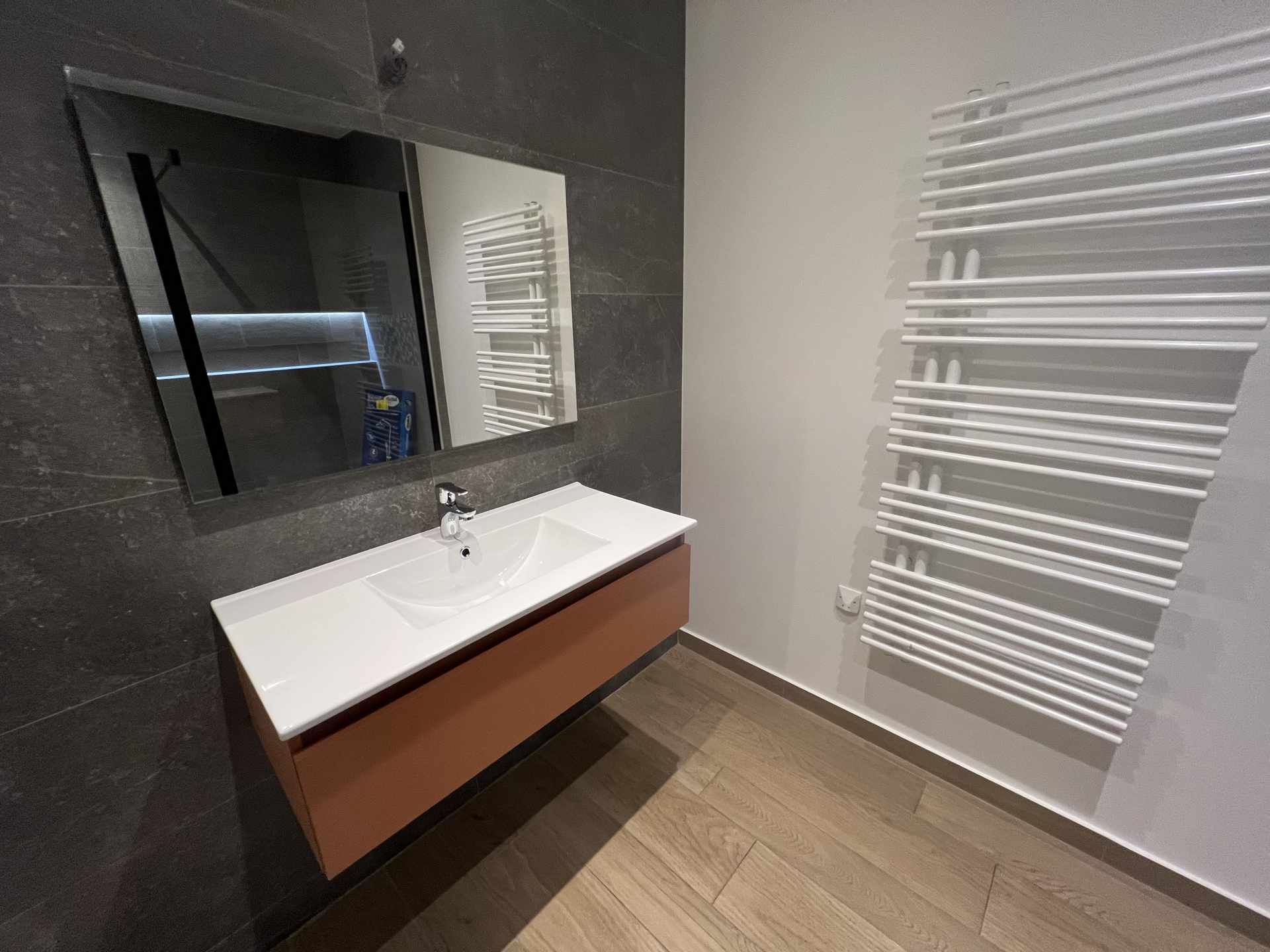 confiez la r&eacute;novation de votre salle de bain &agrave; asni&egrave;res &agrave; des experts. modernisation, optimisation de l