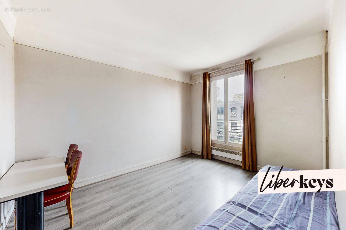 vous souhaitez rénover un appartement à asnières ? découvrez nos conseils, idées et solutions pour transformer votre bien, optimiser l’espace et augmenter sa valeur. devis gratuit et guide pratique inclus !