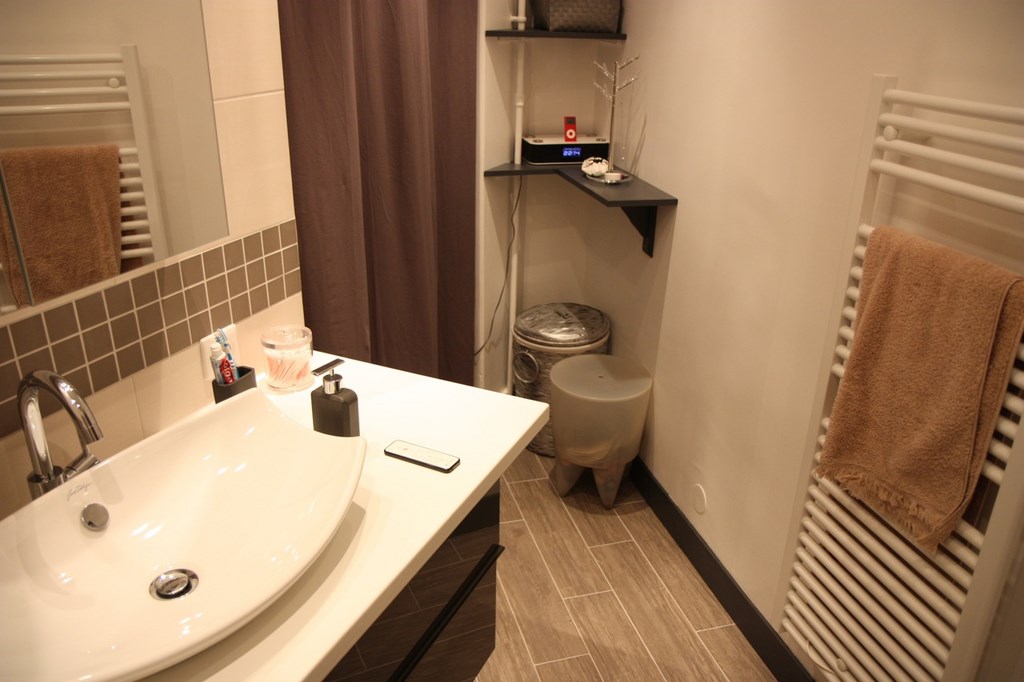 Travaux salle de bain complète Asnières sur Seine 92600 confiez vos travaux de salle de bain à asnières à des experts : rénovation complète, aménagement sur mesure, installation de douches et baignoires. devis gratuit et rapide !