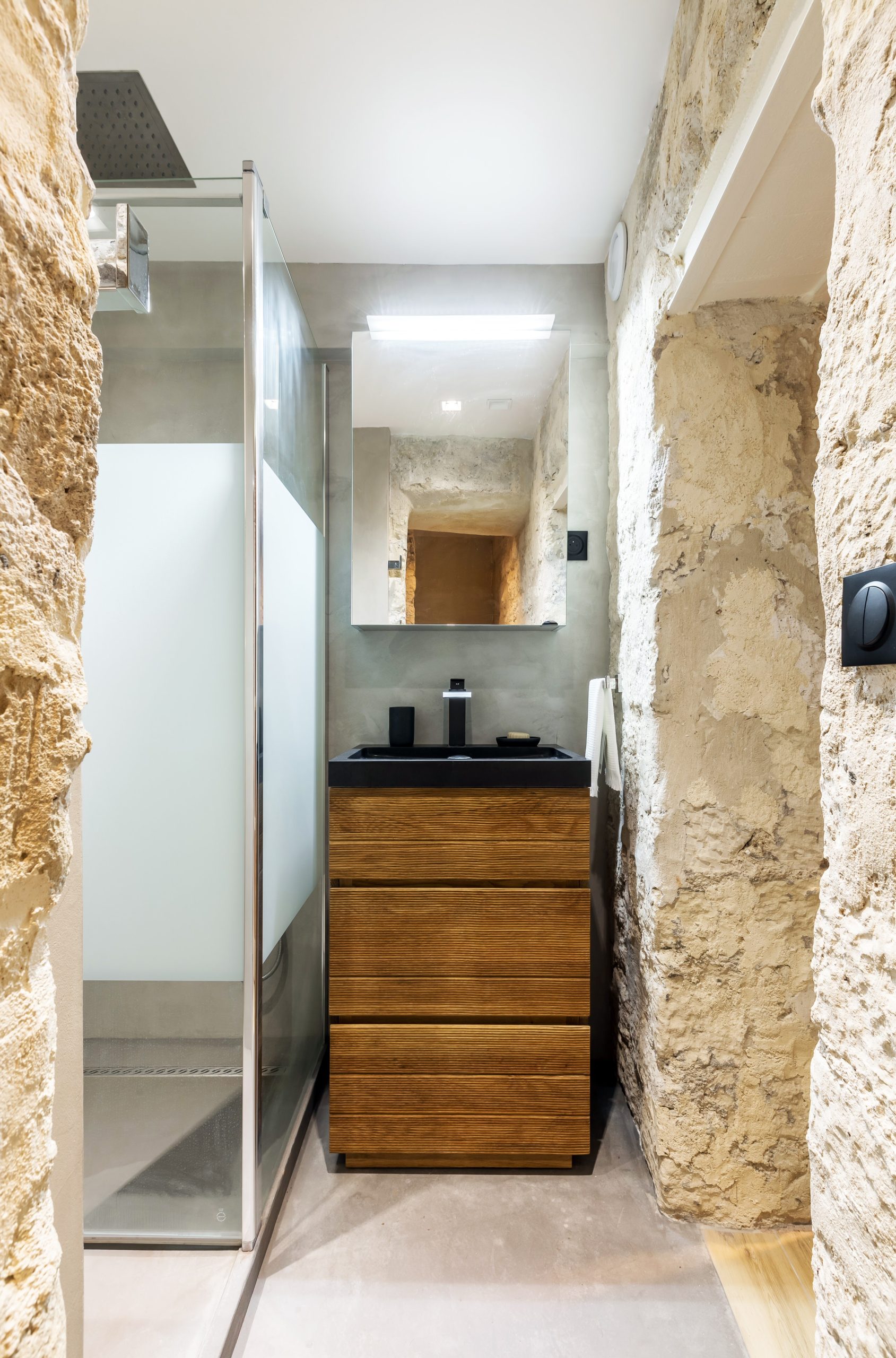 Travaux salle de bain complète Asnières sur Seine 92600 rénovez votre salle de bain à asnières avec nos experts. travaux de qualité, conseils personnalisés et devis gratuit pour une salle de bain moderne et fonctionnelle.