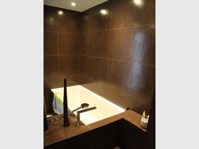 optez pour la r&eacute;novation de votre baignoire &agrave; asni&egrave;res ! redonnez une seconde vie &agrave; votre salle de bain gr&acirc;ce &agrave; nos solutions modernes et durables. demandez votre devis personnalis&eacute; d&egrave;s maintenant.