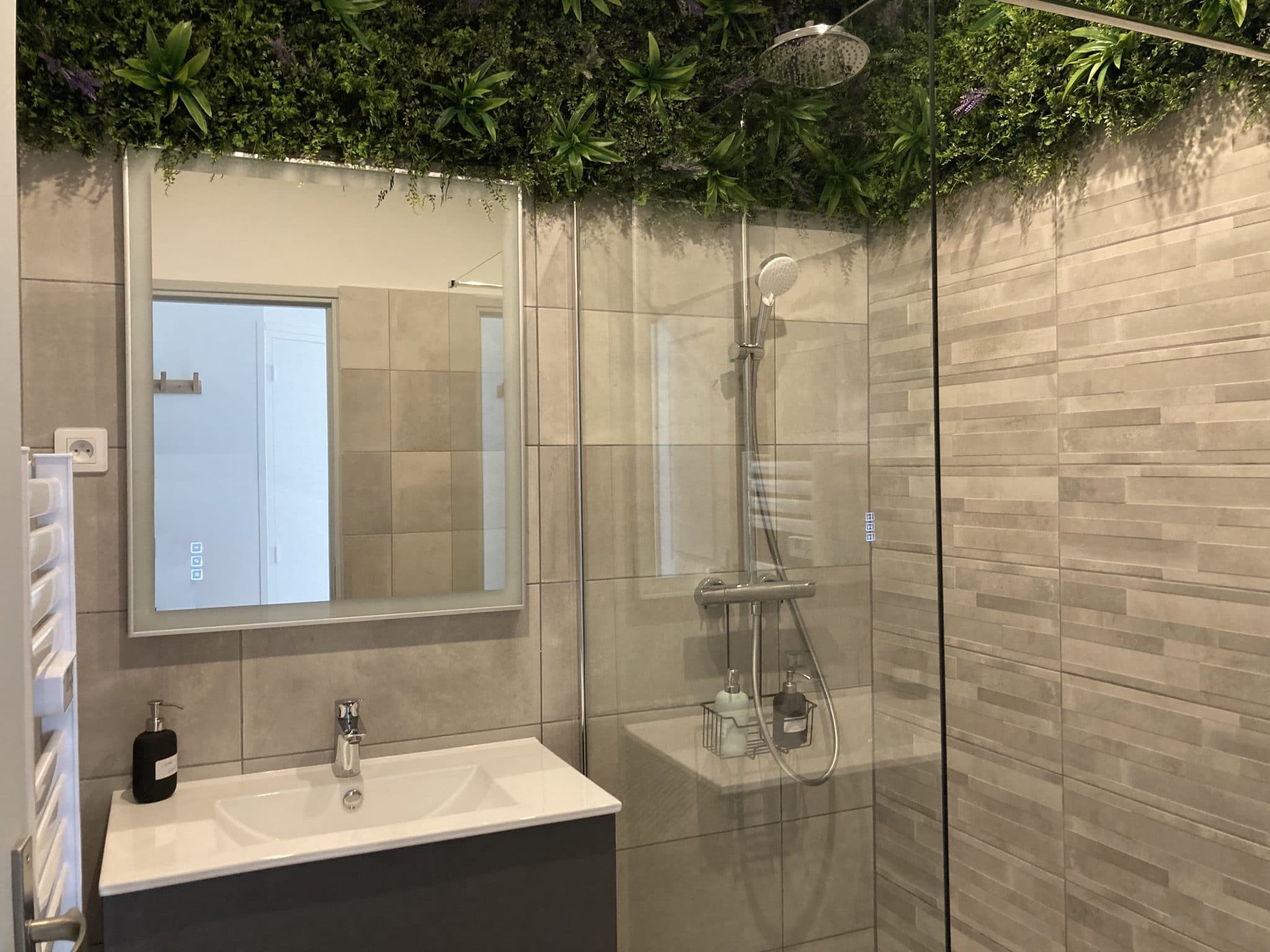 trouvez le meilleur artisan à asnières pour rénover ou installer votre salle de bain. conseils et critères pour bien choisir votre professionnel et garantir un résultat de qualité.