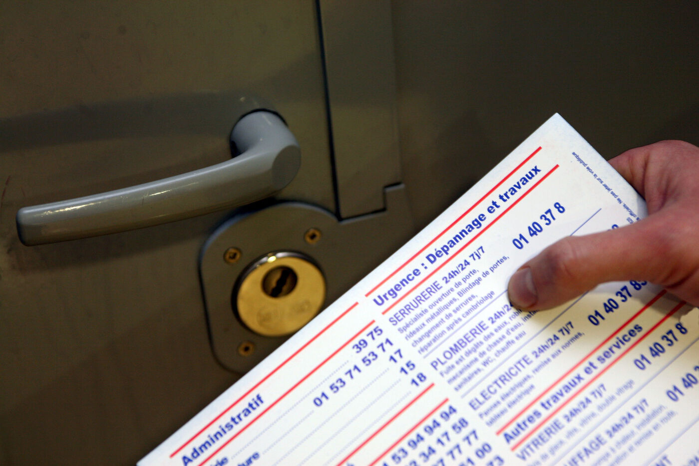 trouvez des artisans fiables à asnières ! découvrez comment choisir des professionnels de confiance pour tous vos travaux de rénovation, dépannage ou construction. conseils, avis et contacts pour une expérience sereine.