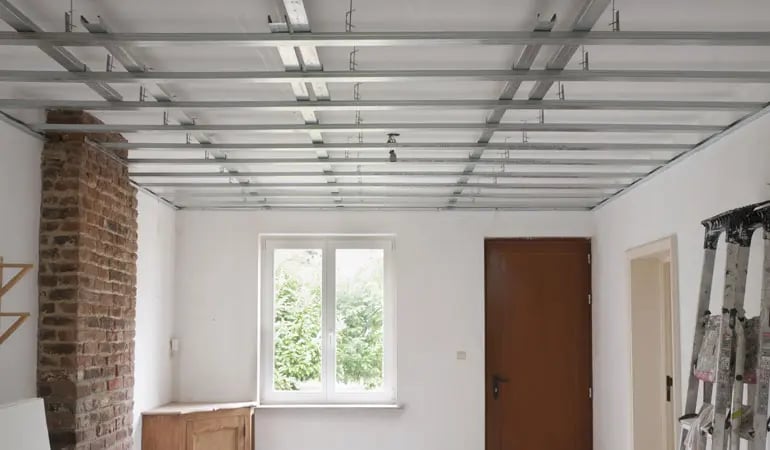 d&eacute;couvrez le co&ucirc;t au m&sup2; du placo pour vos travaux : prix moyens, facteurs de variation et conseils pour estimer votre budget placo en toute simplicit&eacute;.