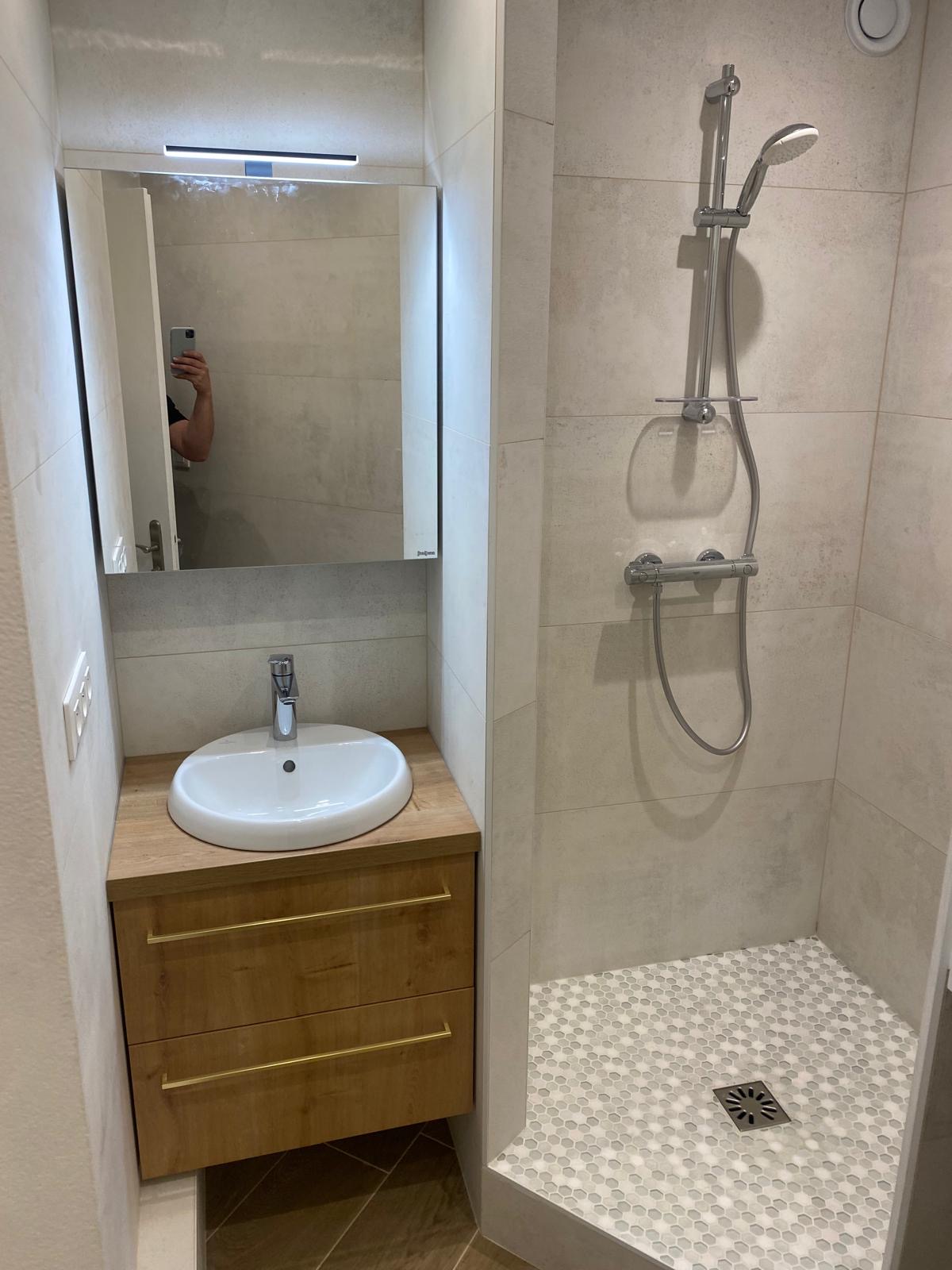 Combien coûte une nouvelle salle de bain à Asnières sur Seine découvrez une estimation précise du coût d