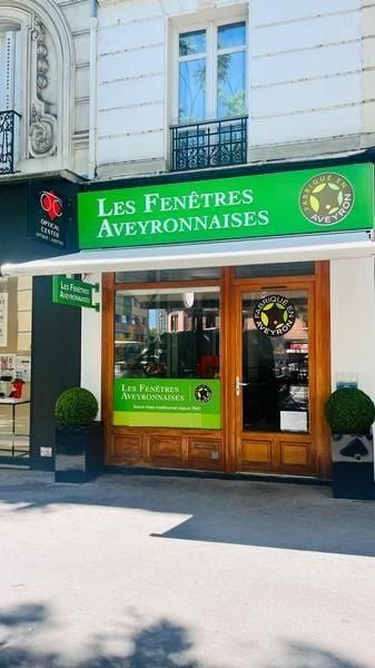 d&eacute;couvrez nos solutions de fen&ecirc;tres &agrave; asni&egrave;res : installation, r&eacute;novation et remplacement sur mesure pour am&eacute;liorer votre confort et l