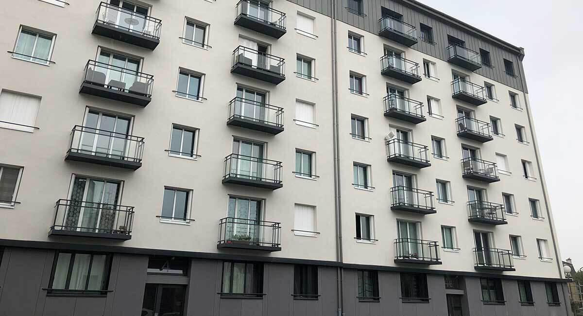 d&eacute;couvrez les meilleurs mat&eacute;riaux pour fen&ecirc;tres &agrave; asni&egrave;res. conseils d&rsquo;experts, comparatifs et solutions pour choisir les fen&ecirc;tres id&eacute;ales, durables et isolantes pour votre habitation.