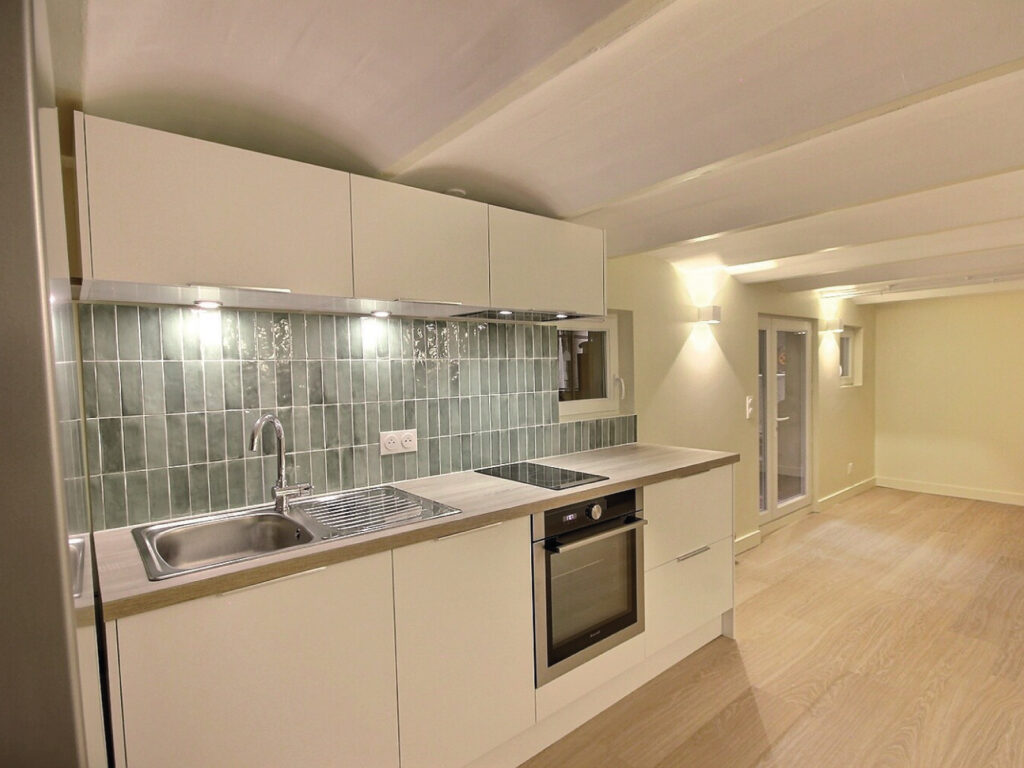 découvrez nos solutions de modernisation d'appartement à asnières : rénovation intérieure, optimisation de l'espace, design contemporain et matériaux de qualité pour un logement adapté à votre style de vie.