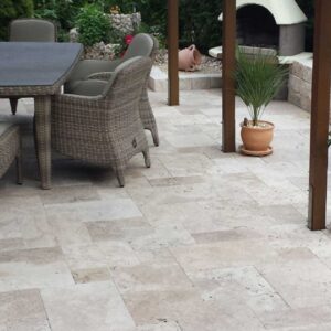 prix au m2 carrelage découvrez le prix du carrelage au m2 : guide complet pour estimer le coût, choisir le bon type de carrelage et réussir vos travaux au meilleur tarif.