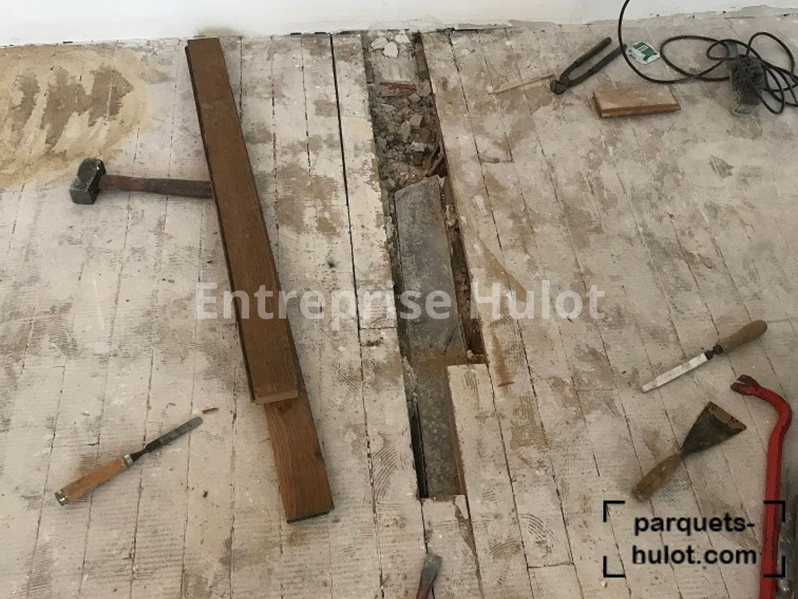 Rénovation de parquet à Asnières sur Seine avec un artisan expert confiez la rénovation de votre parquet à asnières à des experts. redonnez vie à vos sols avec des techniques professionnelles pour un résultat impeccable et durable. demandez votre devis gratuit !