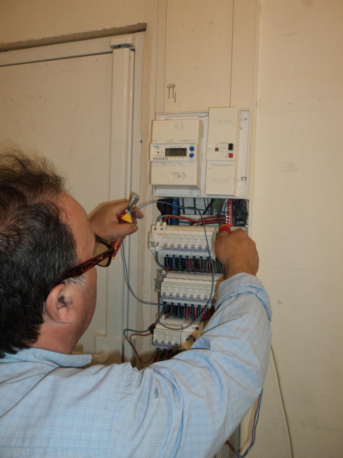 vous cherchez un expert en robinetterie &agrave; asni&egrave;res ? d&eacute;couvrez nos conseils pour bien choisir un professionnel qualifi&eacute; et assurer une installation ou une r&eacute;paration durable de vos &eacute;quipements sanitaires.